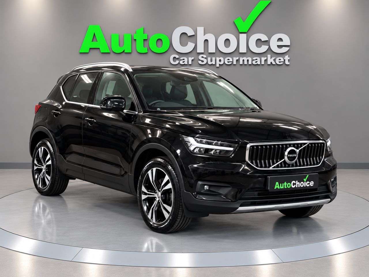 A 2020 VOLVO XC40 2.0 B4 MHEV Inscription SUV 5dr Petrol Hybrid Auto AWD Euro 6 (s/s) (197 ps A 2020 VOLVO XC40 2.0 B4 MHEV Inscription SUV 5dr Petrol Hybrid Auto AWD Euro 6 (s/s) (197 ps