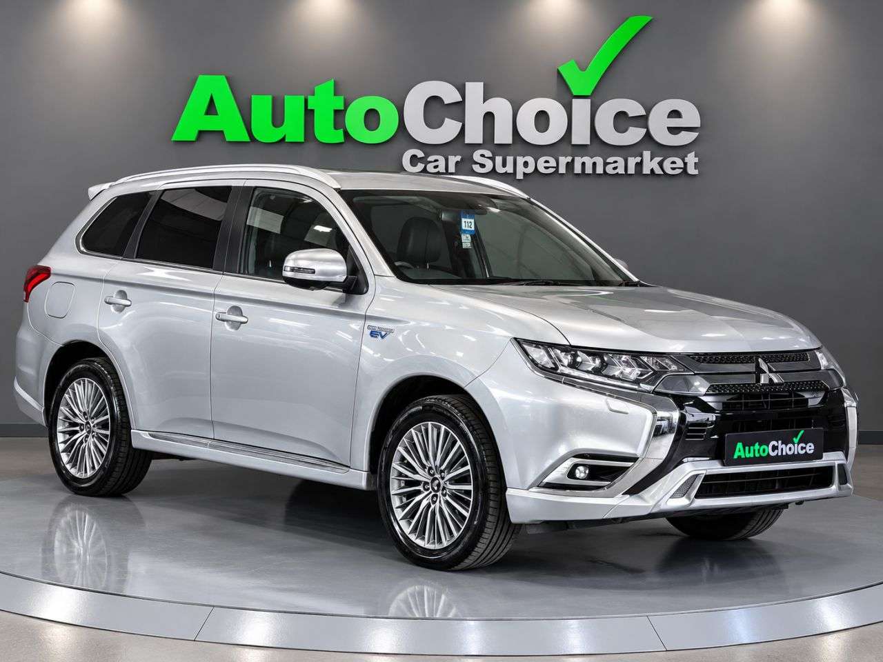 A 2019 MITSUBISHI OUTLANDER 2.4h TwinMotor 13.8kWh 4h SUV 5dr Petrol Plug-in Hybrid CVT 4WD Euro 6 (s/s A 2019 MITSUBISHI OUTLANDER 2.4h TwinMotor 13.8kWh 4h SUV 5dr Petrol Plug-in Hybrid CVT 4WD Euro 6 (s/s