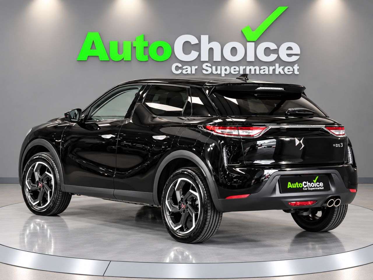 2019 DS AUTOMOBILES 4 2019 DS AUTOMOBILES 4