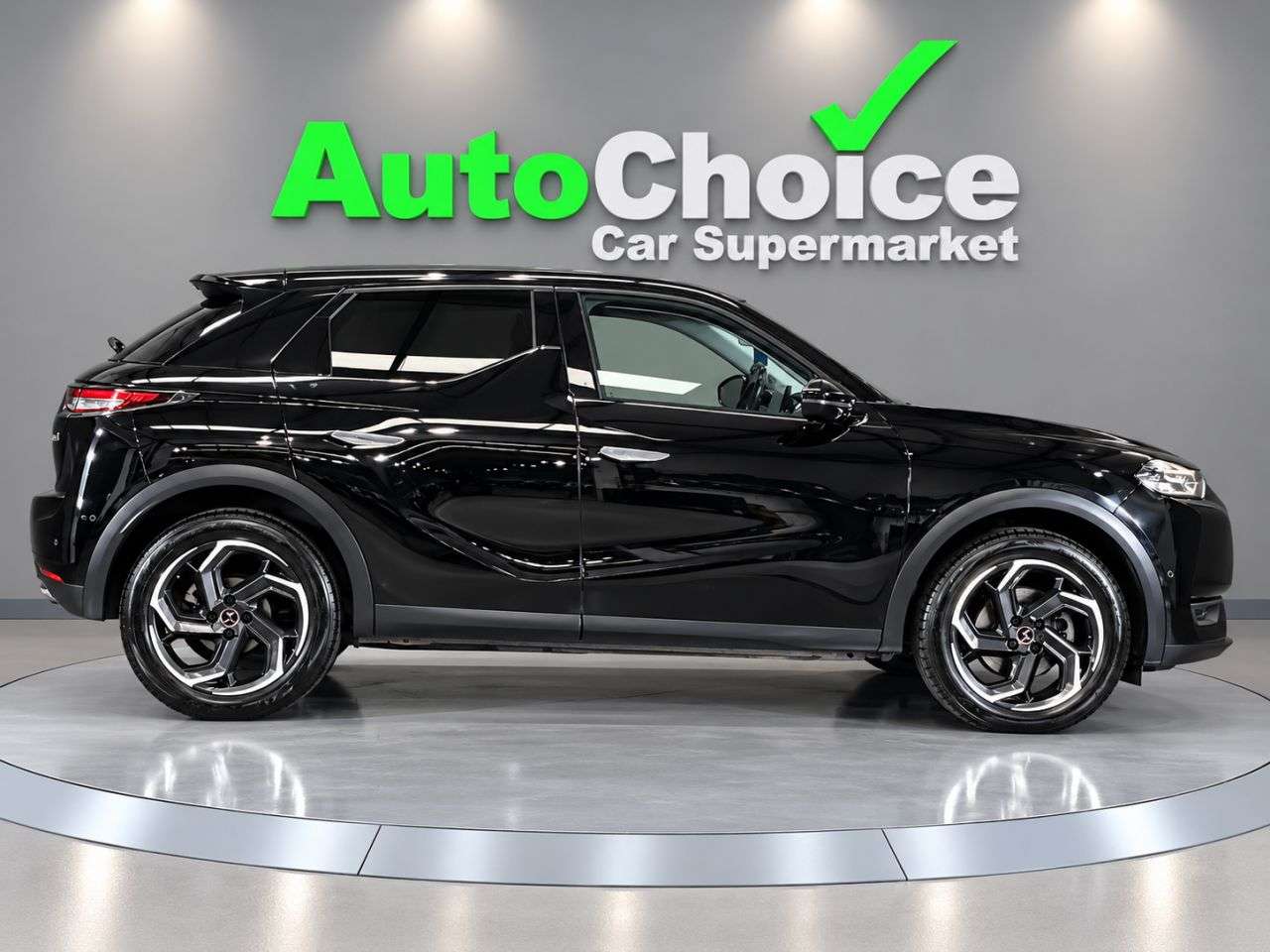 2019 DS AUTOMOBILES 4 2019 DS AUTOMOBILES 4