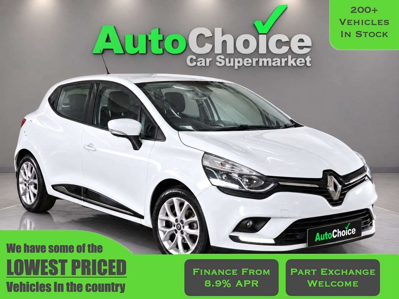 A 2018 RENAULT CLIO 1.2 16V Dynamique Nav Hatchback 5dr Petrol Manual Euro 6 (75 ps) in Blackbu A 2018 RENAULT CLIO 1.2 16V Dynamique Nav Hatchback 5dr Petrol Manual Euro 6 (75 ps) in Blackbu