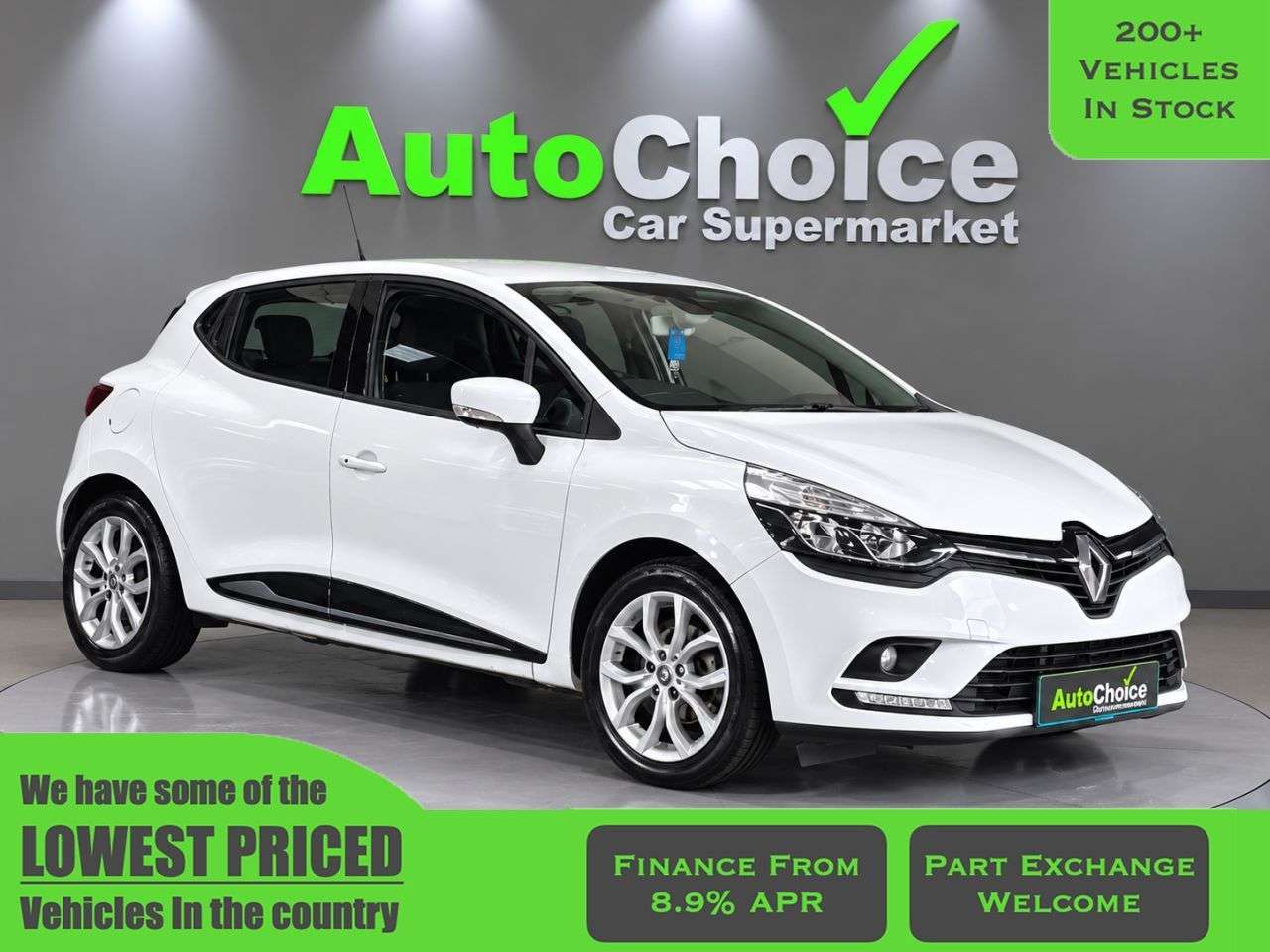 A 2018 RENAULT CLIO 1.2 16V Dynamique Nav Hatchback 5dr Petrol Manual Euro 6 (75 ps) in Blackbu A 2018 RENAULT CLIO 1.2 16V Dynamique Nav Hatchback 5dr Petrol Manual Euro 6 (75 ps) in Blackbu