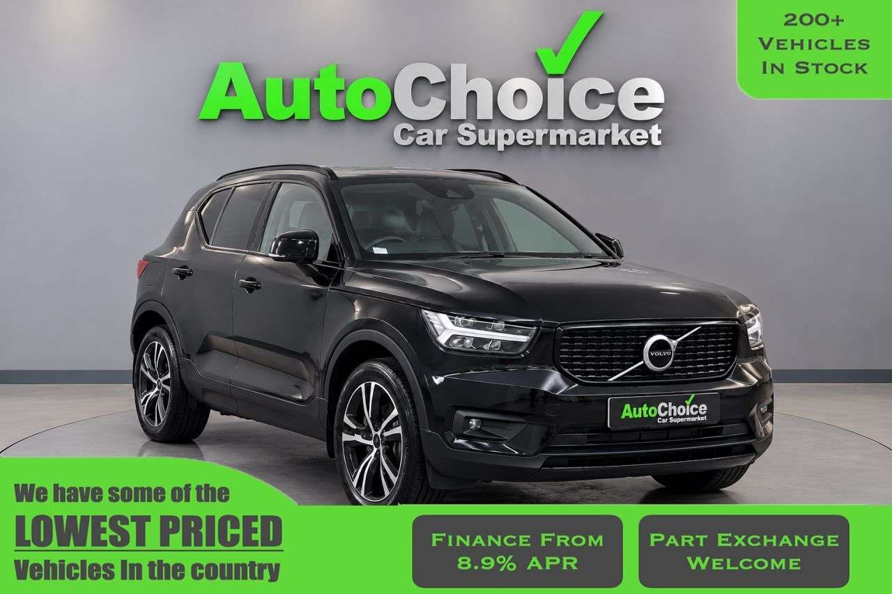 A 2019 VOLVO XC40 1.5 T3 R-Design SUV 5dr Petrol Manual Euro 6 (s/s) (163 ps) In Blackburn Fi A 2019 VOLVO XC40 1.5 T3 R-Design SUV 5dr Petrol Manual Euro 6 (s/s) (163 ps) In Blackburn Fi