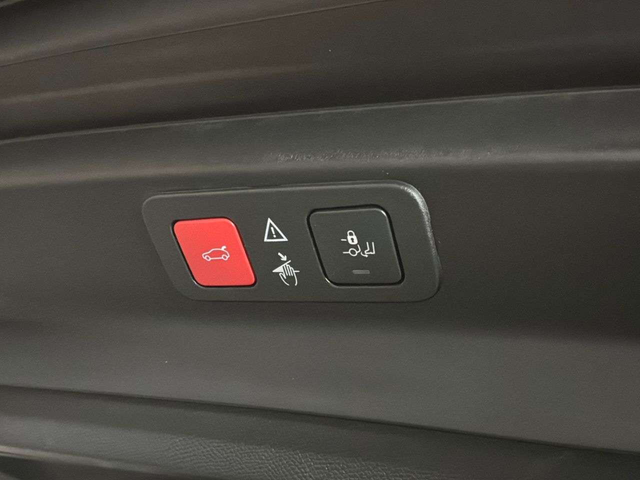 2019 PEUGEOT 5008 2019 PEUGEOT 5008