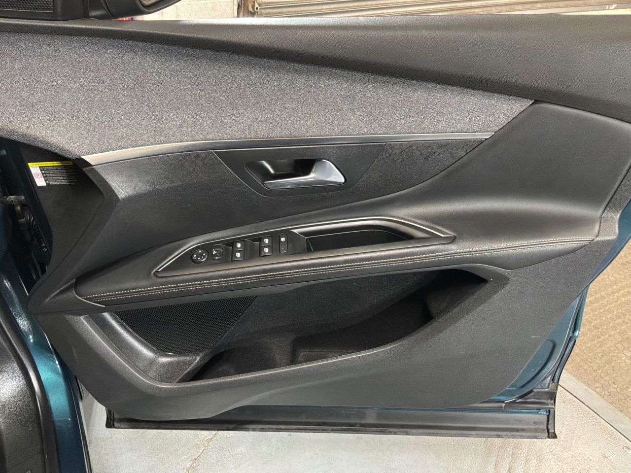 2019 PEUGEOT 5008 2019 PEUGEOT 5008