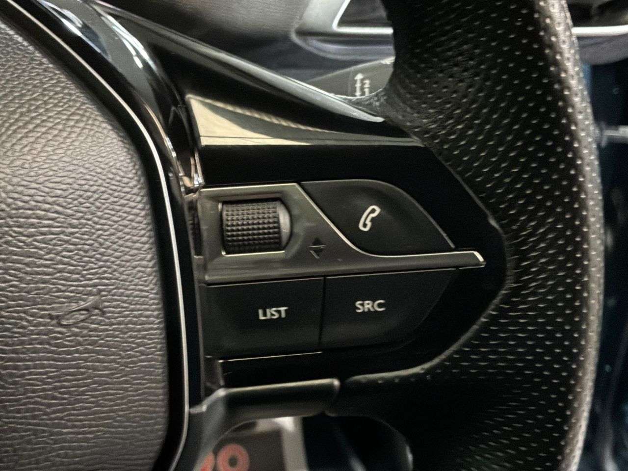 2019 PEUGEOT 5008 2019 PEUGEOT 5008
