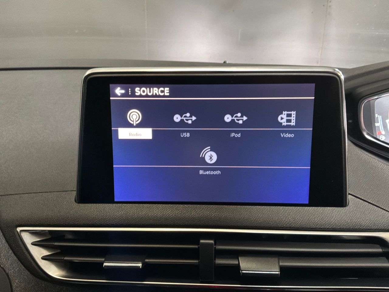 2019 PEUGEOT 5008 2019 PEUGEOT 5008