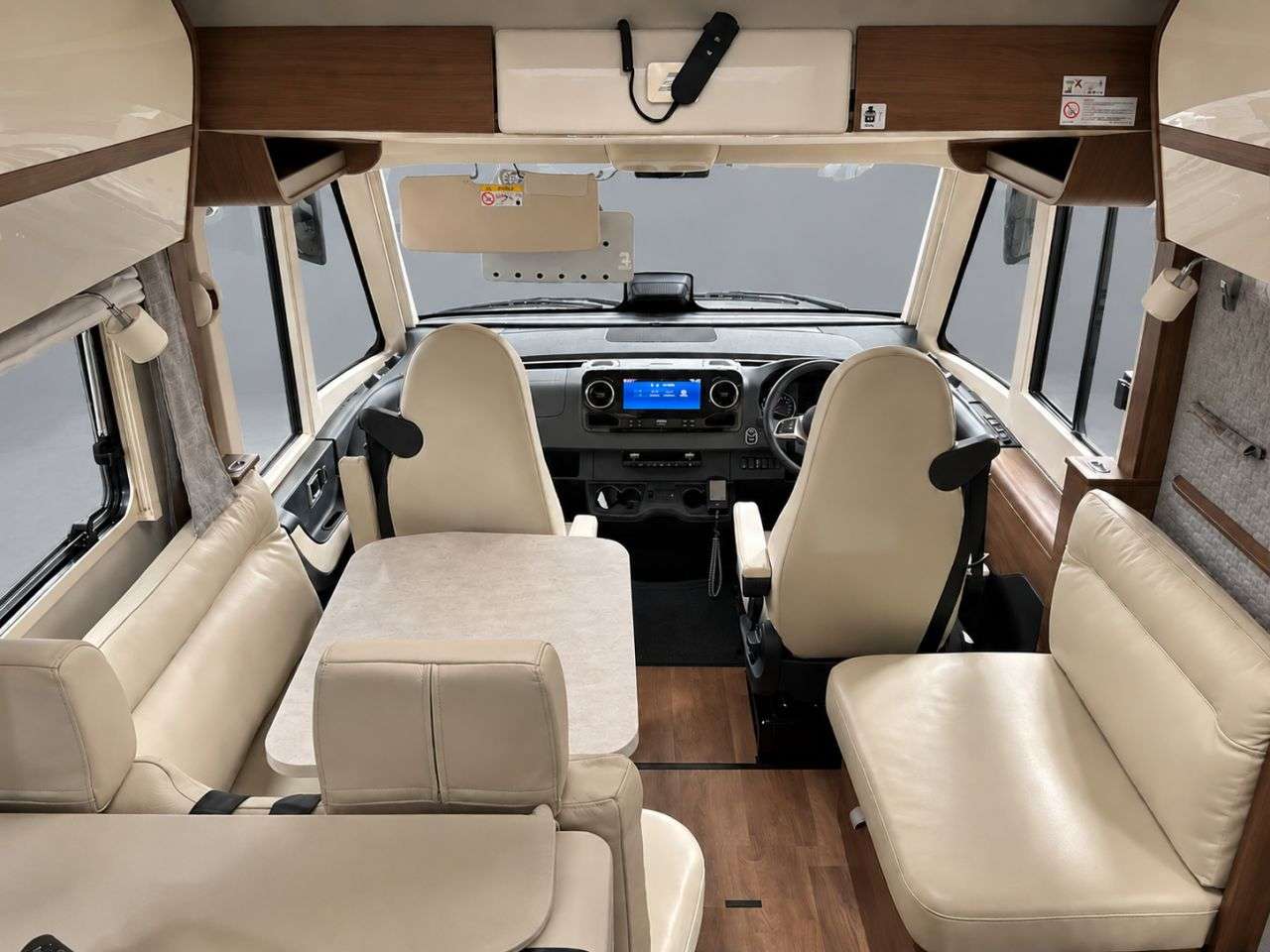 2025 HYMER B-CLASS MASTERLINE 2025 HYMER B-CLASS MASTERLINE