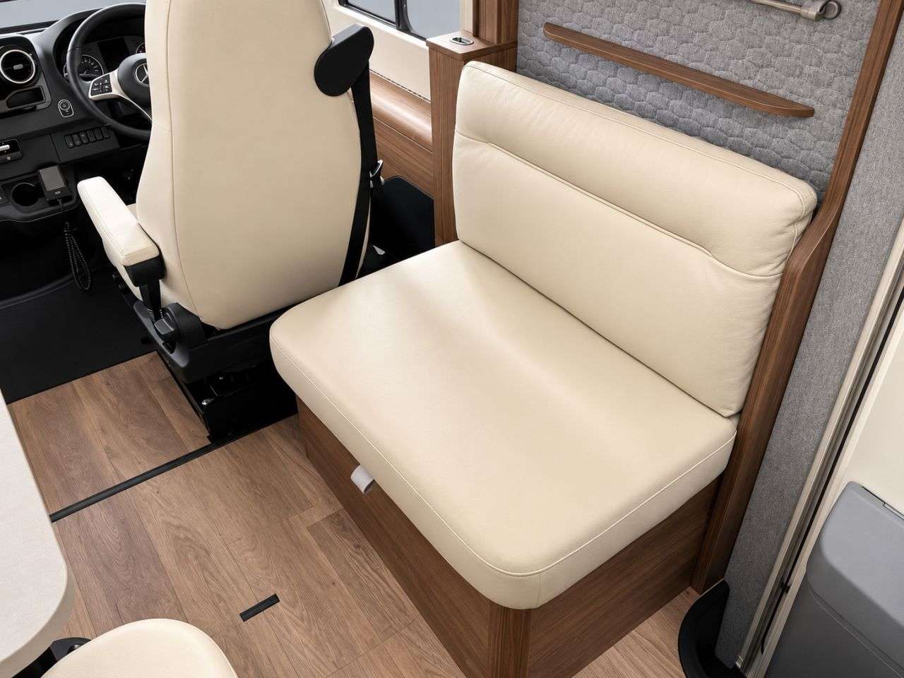 2025 HYMER B-CLASS MASTERLINE 2025 HYMER B-CLASS MASTERLINE