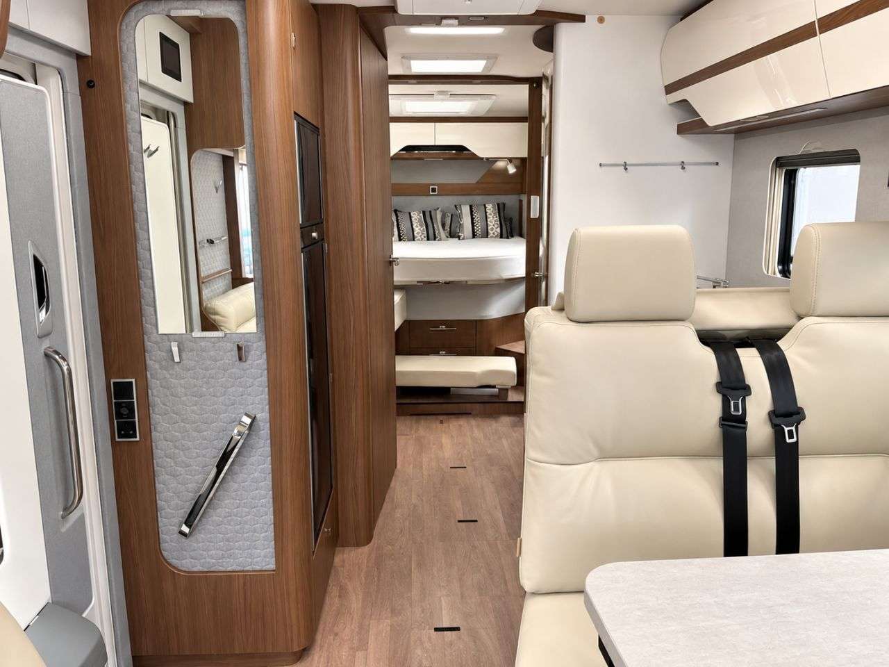 2025 HYMER B-CLASS MASTERLINE 2025 HYMER B-CLASS MASTERLINE