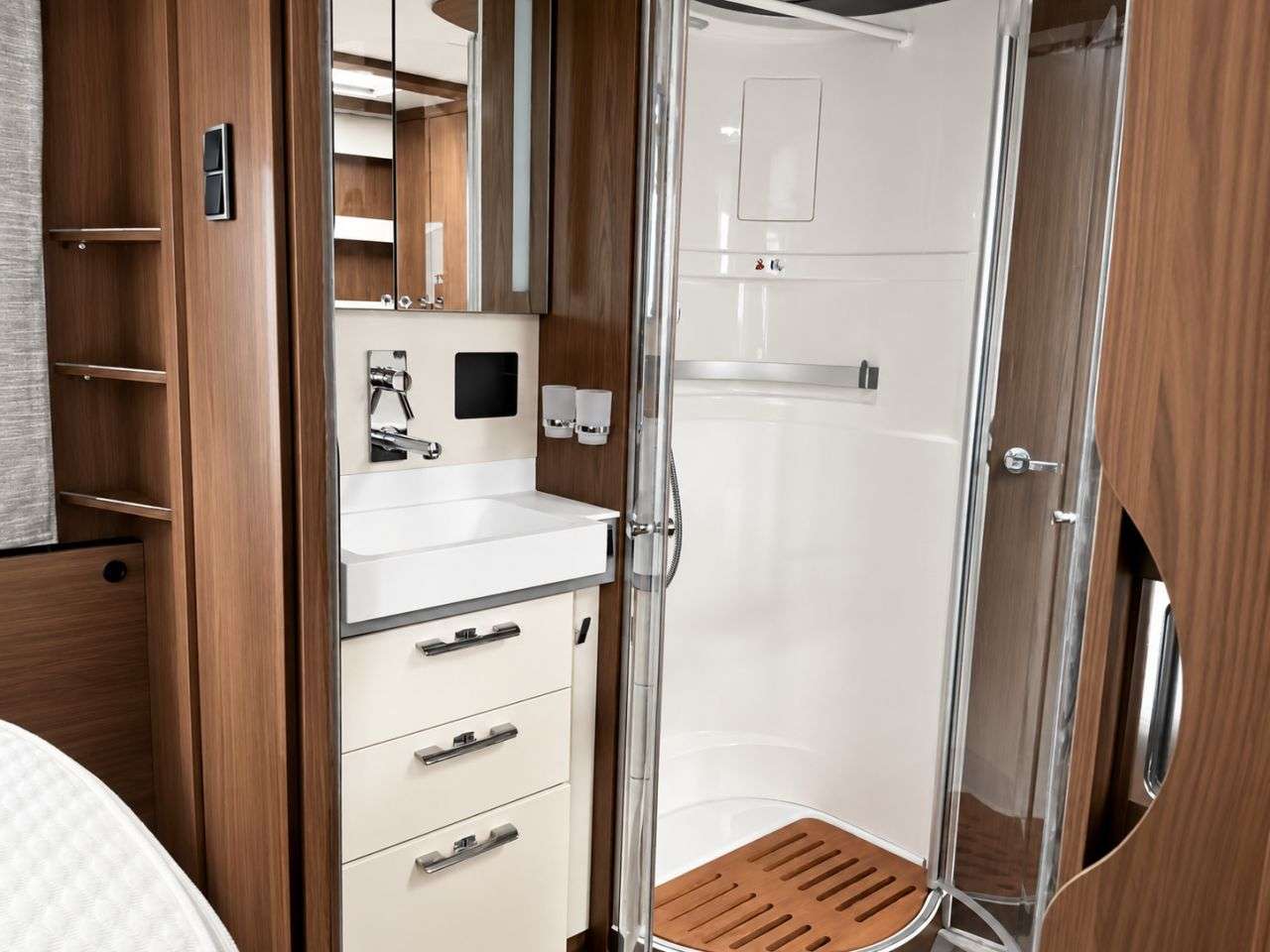 2025 HYMER B-CLASS MASTERLINE 2025 HYMER B-CLASS MASTERLINE