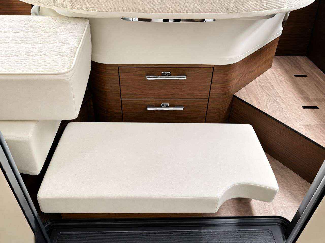 2025 HYMER B-CLASS MASTERLINE 2025 HYMER B-CLASS MASTERLINE
