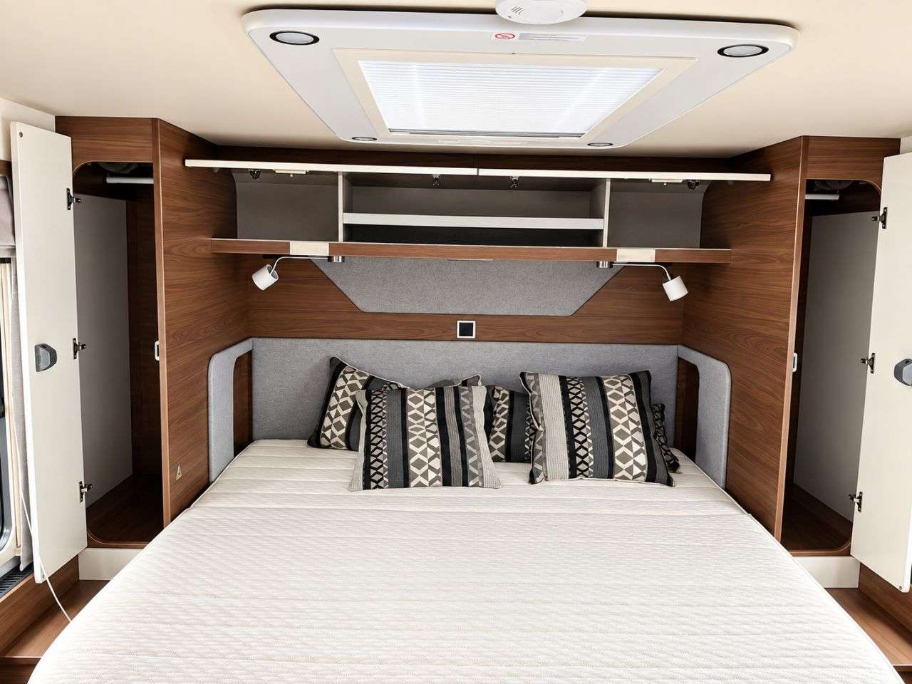 2025 HYMER B-CLASS MASTERLINE 2025 HYMER B-CLASS MASTERLINE