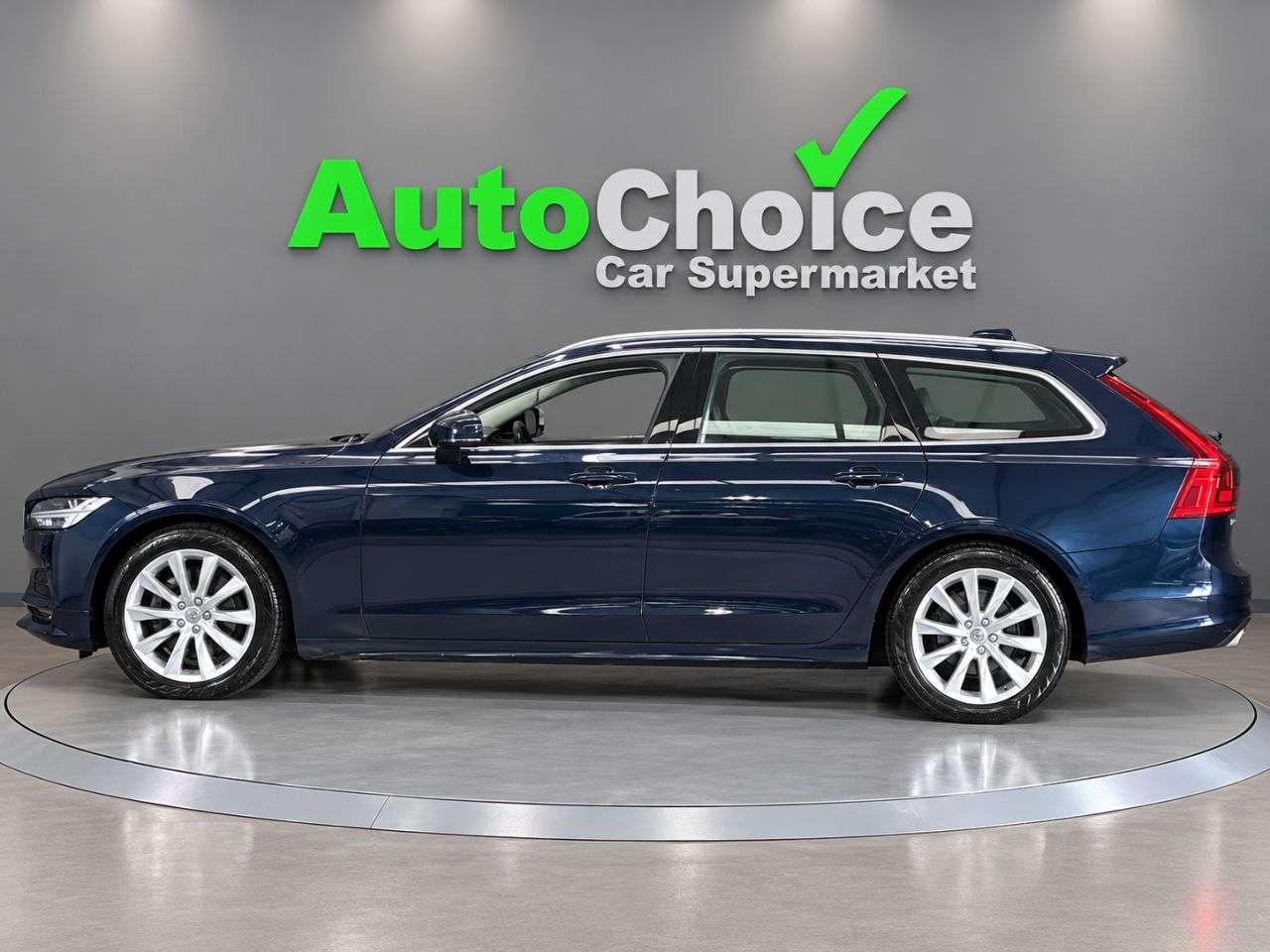 2019 VOLVO V90 2019 VOLVO V90