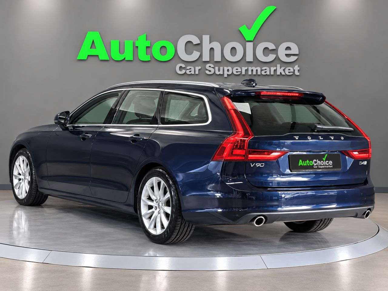 2019 VOLVO V90 2019 VOLVO V90