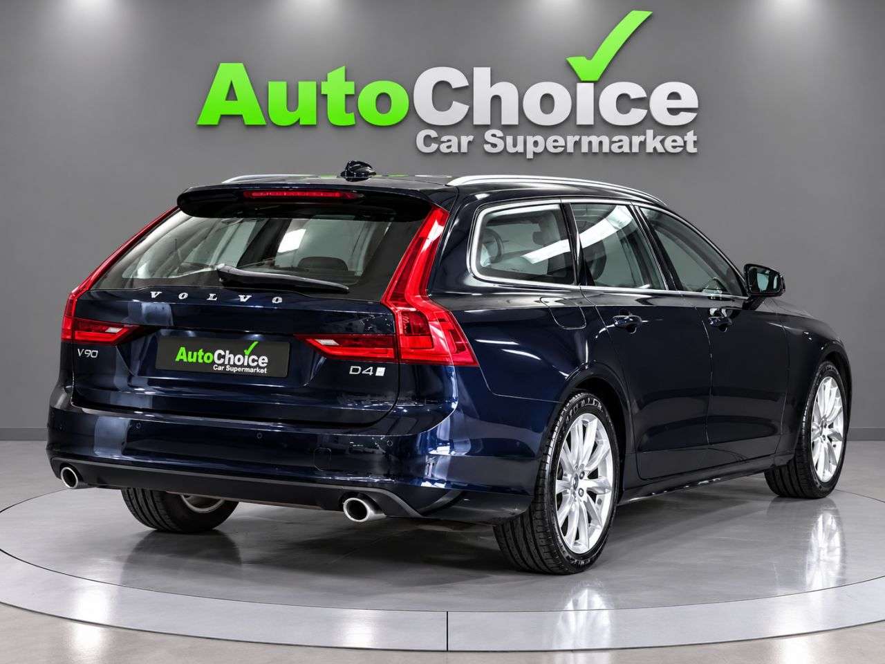 2019 VOLVO V90 2019 VOLVO V90