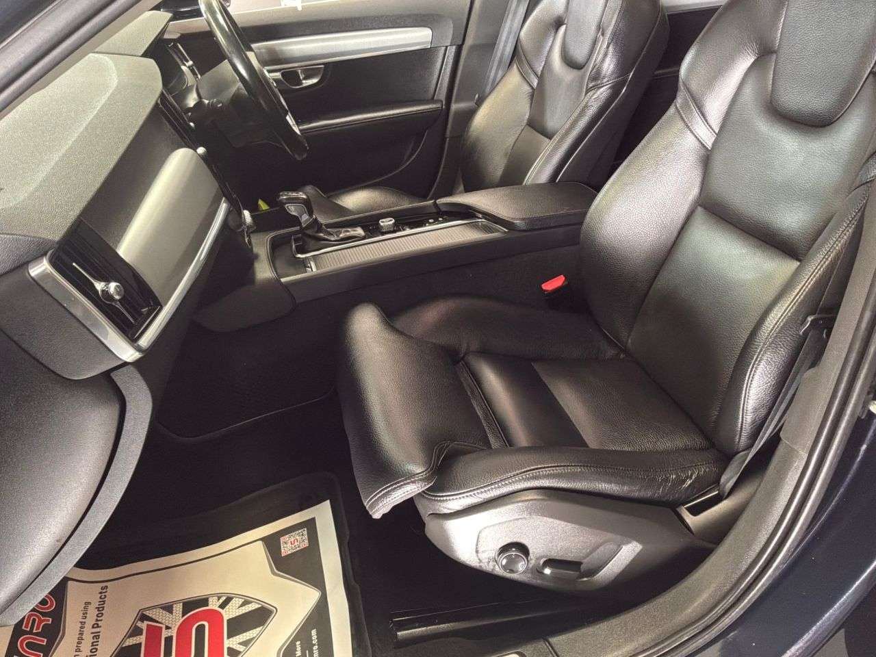 2019 VOLVO V90 2019 VOLVO V90
