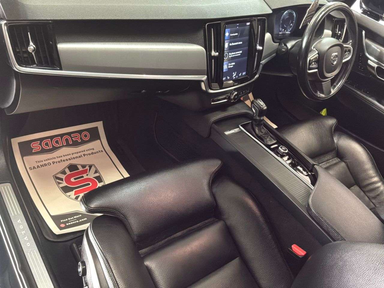 2019 VOLVO V90 2019 VOLVO V90
