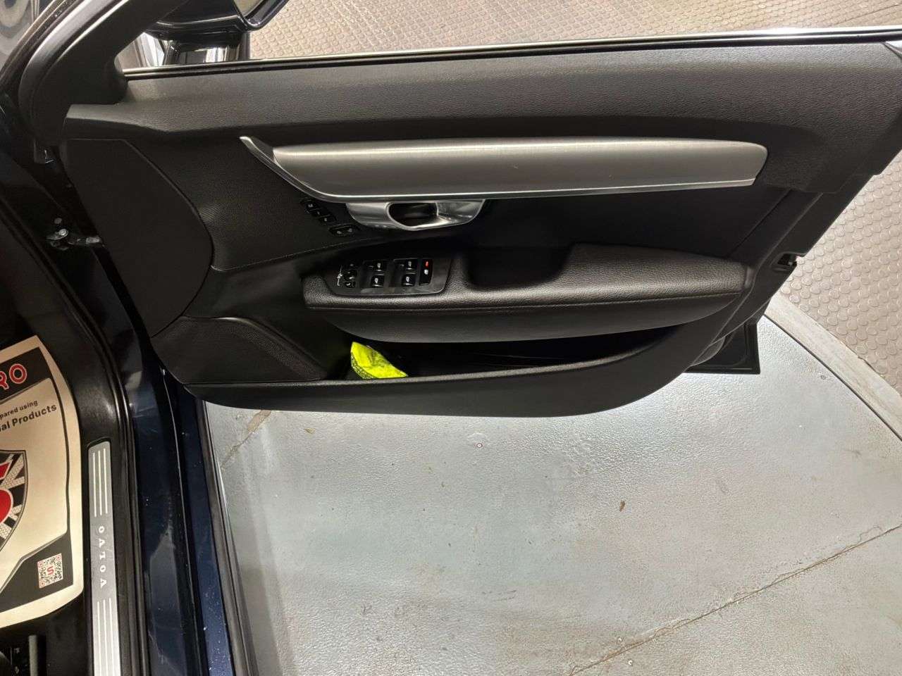 2019 VOLVO V90 2019 VOLVO V90