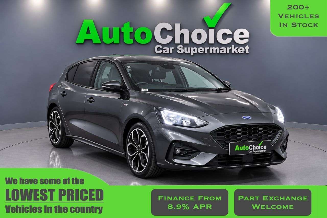 A 2019 FORD FOCUS 1.0T EcoBoost ST-Line X Hatchback 5dr Petrol Auto Euro 6 (s/s) (125 ps)in B A 2019 FORD FOCUS 1.0T EcoBoost ST-Line X Hatchback 5dr Petrol Auto Euro 6 (s/s) (125 ps)in B