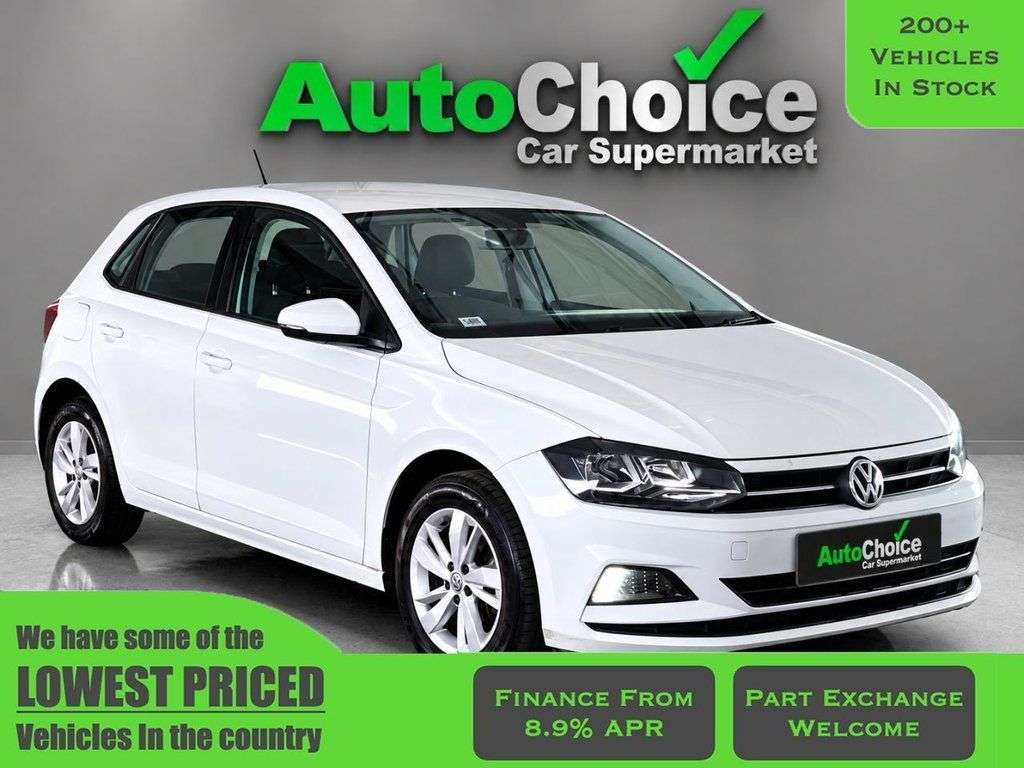 A 2018 VOLKSWAGEN POLO 1.0 SE Hatchback 5dr Petrol Manual Euro 6 (s/s) (75 ps) in Blackburn Financ A 2018 VOLKSWAGEN POLO 1.0 SE Hatchback 5dr Petrol Manual Euro 6 (s/s) (75 ps) in Blackburn Financ