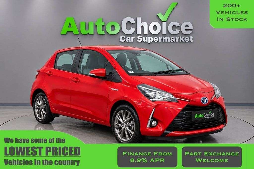A 2017 TOYOTA YARIS 1.5 VVT-h Icon Hatchback 5dr Petrol Hybrid E-CVT Euro 6 (s/s) (100 ps) in B A 2017 TOYOTA YARIS 1.5 VVT-h Icon Hatchback 5dr Petrol Hybrid E-CVT Euro 6 (s/s) (100 ps) in B