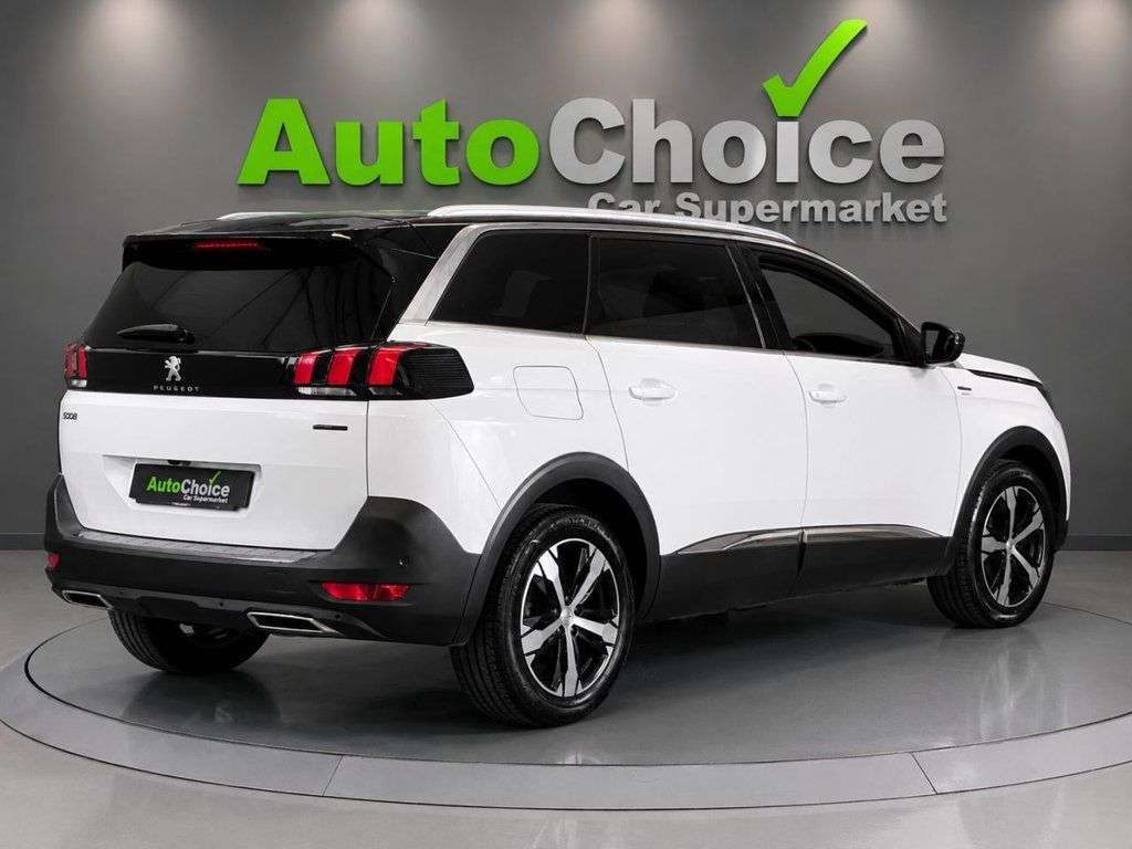 2018 PEUGEOT 5008 2018 PEUGEOT 5008