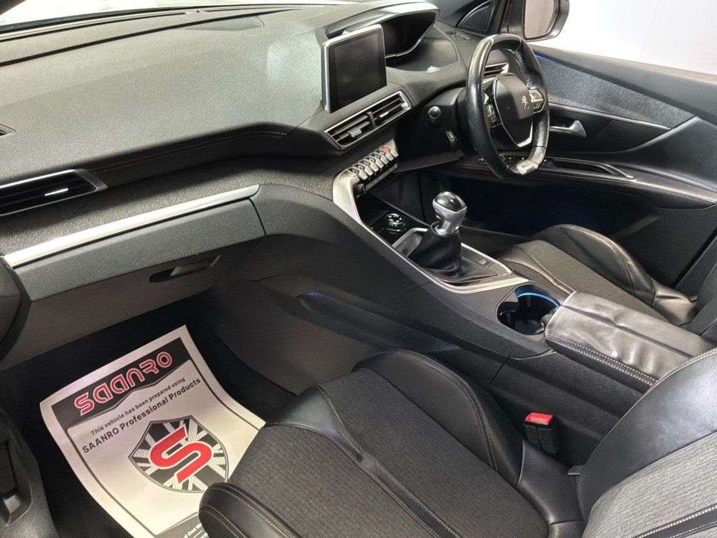 2018 PEUGEOT 5008 2018 PEUGEOT 5008