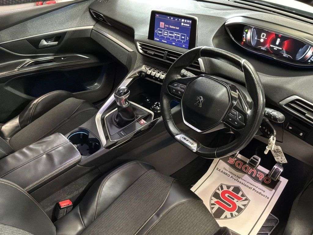 2018 PEUGEOT 5008 2018 PEUGEOT 5008