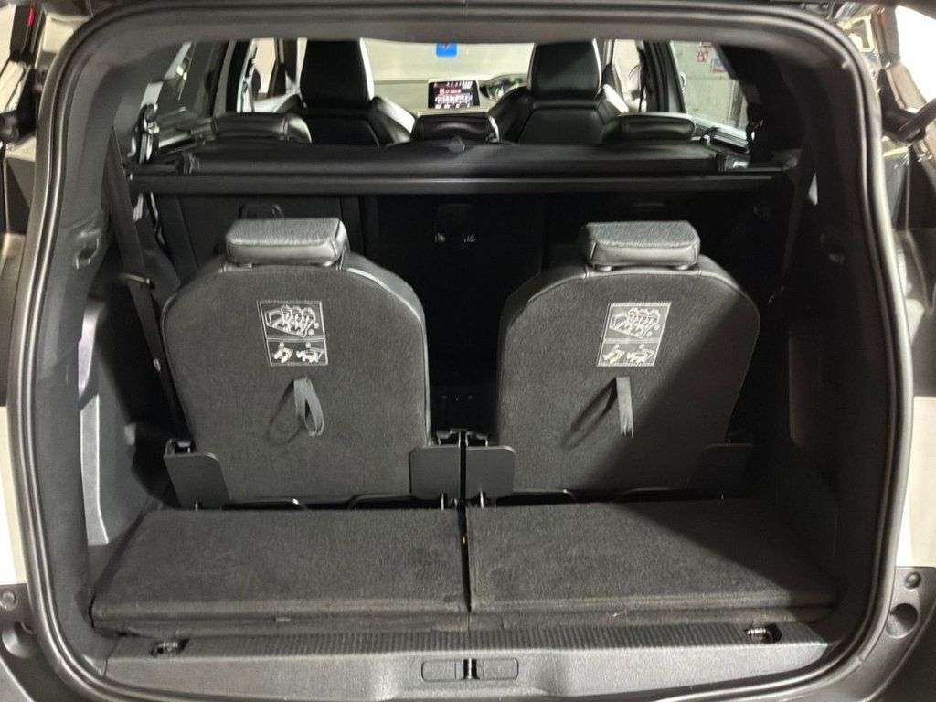 2018 PEUGEOT 5008 2018 PEUGEOT 5008