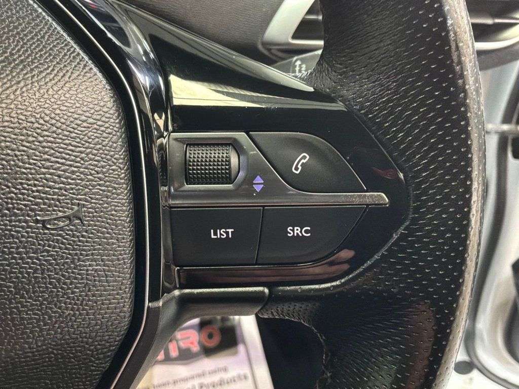 2018 PEUGEOT 5008 2018 PEUGEOT 5008