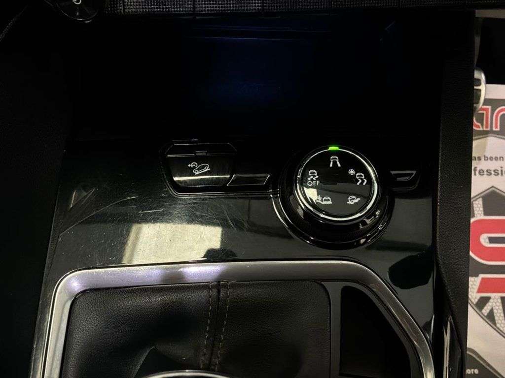 2018 PEUGEOT 5008 2018 PEUGEOT 5008
