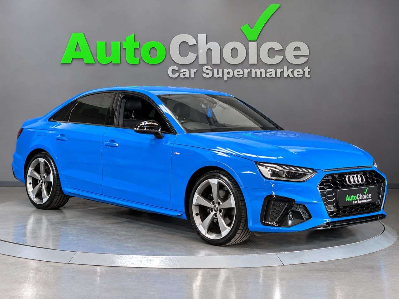 A 2020 AUDI A4 2.0 TFSI 40 Black Edition Saloon 4dr Petrol S Tronic Euro 6 (s/s) (190 ps)i A 2020 AUDI A4 2.0 TFSI 40 Black Edition Saloon 4dr Petrol S Tronic Euro 6 (s/s) (190 ps)i