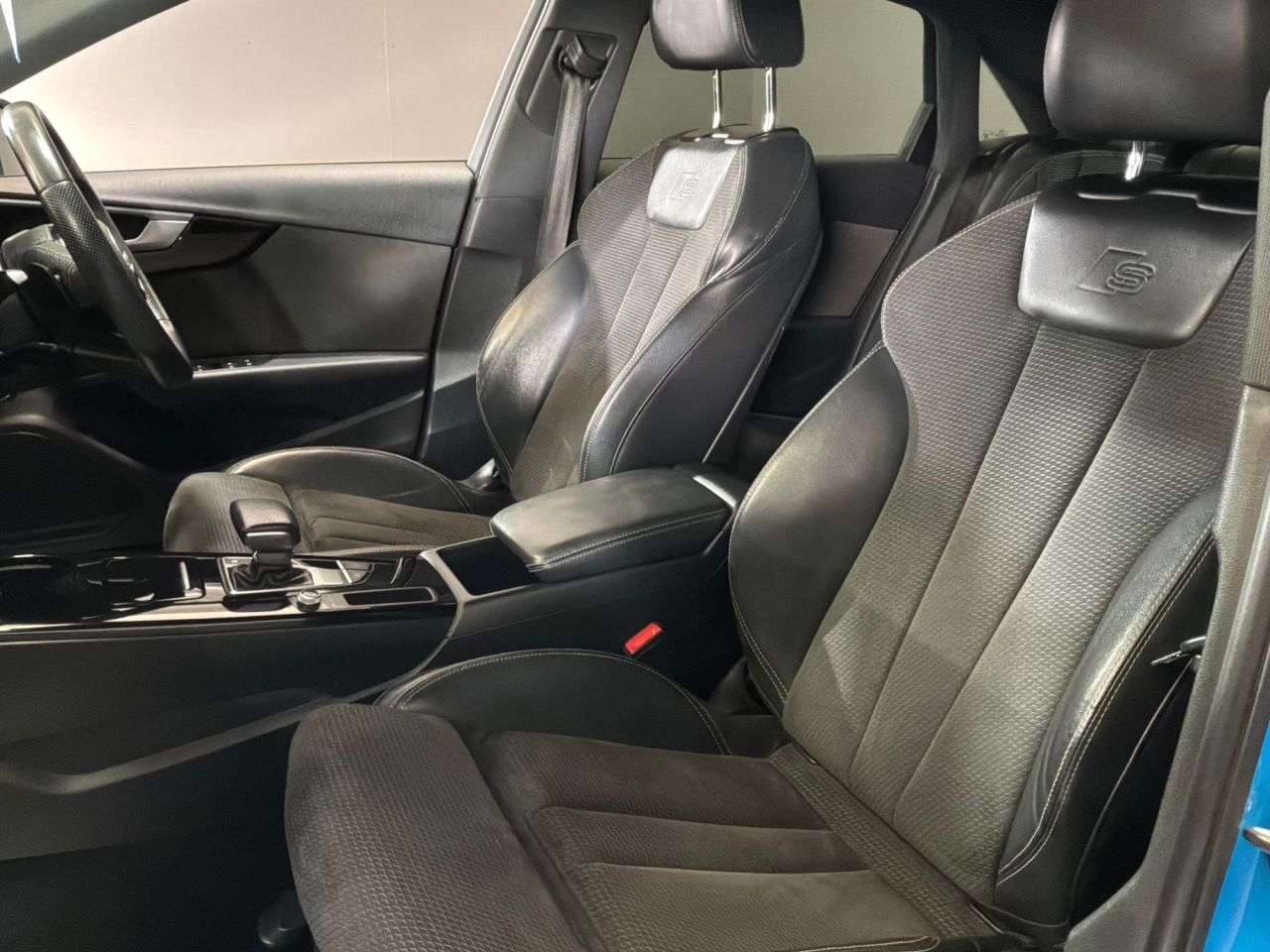 2020 AUDI A4 2020 AUDI A4