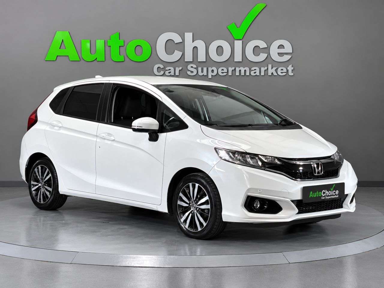 A 2018 HONDA JAZZ 1.3 i-VTEC EX Hatchback 5dr Petrol CVT Euro 6 (s/s) (102 ps) in Blackburn F A 2018 HONDA JAZZ 1.3 i-VTEC EX Hatchback 5dr Petrol CVT Euro 6 (s/s) (102 ps) in Blackburn F