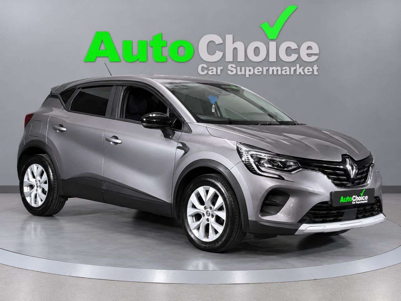 A 2022 RENAULT CAPTUR 1.0 TCe Iconic SUV 5dr Petrol Manual Euro 6 (s/s) (90 ps) in Blackburn Fina A 2022 RENAULT CAPTUR 1.0 TCe Iconic SUV 5dr Petrol Manual Euro 6 (s/s) (90 ps) in Blackburn Fina