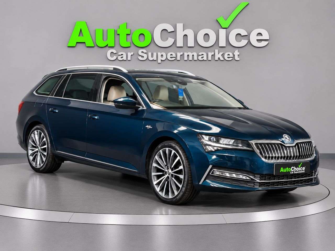 A 2020 SKODA SUPERB 1.4 TSI iV 13kWh Laurin & Klement Estate 5dr Petrol Plug-in Hybrid DSG Euro A 2020 SKODA SUPERB 1.4 TSI iV 13kWh Laurin & Klement Estate 5dr Petrol Plug-in Hybrid DSG Euro