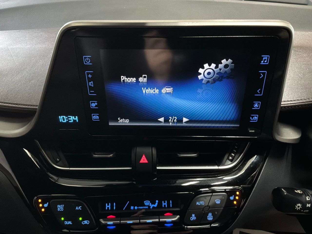 2019 TOYOTA C-HR 2019 TOYOTA C-HR
