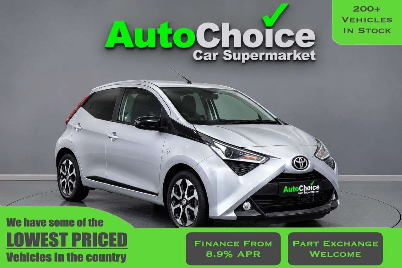 A 2019 TOYOTA AYGO 1.0 VVT-i x-trend Funroof 5dr Petrol x-shift Euro 6 (71 ps) In Blackburn Fi A 2019 TOYOTA AYGO 1.0 VVT-i x-trend Funroof 5dr Petrol x-shift Euro 6 (71 ps) In Blackburn Fi
