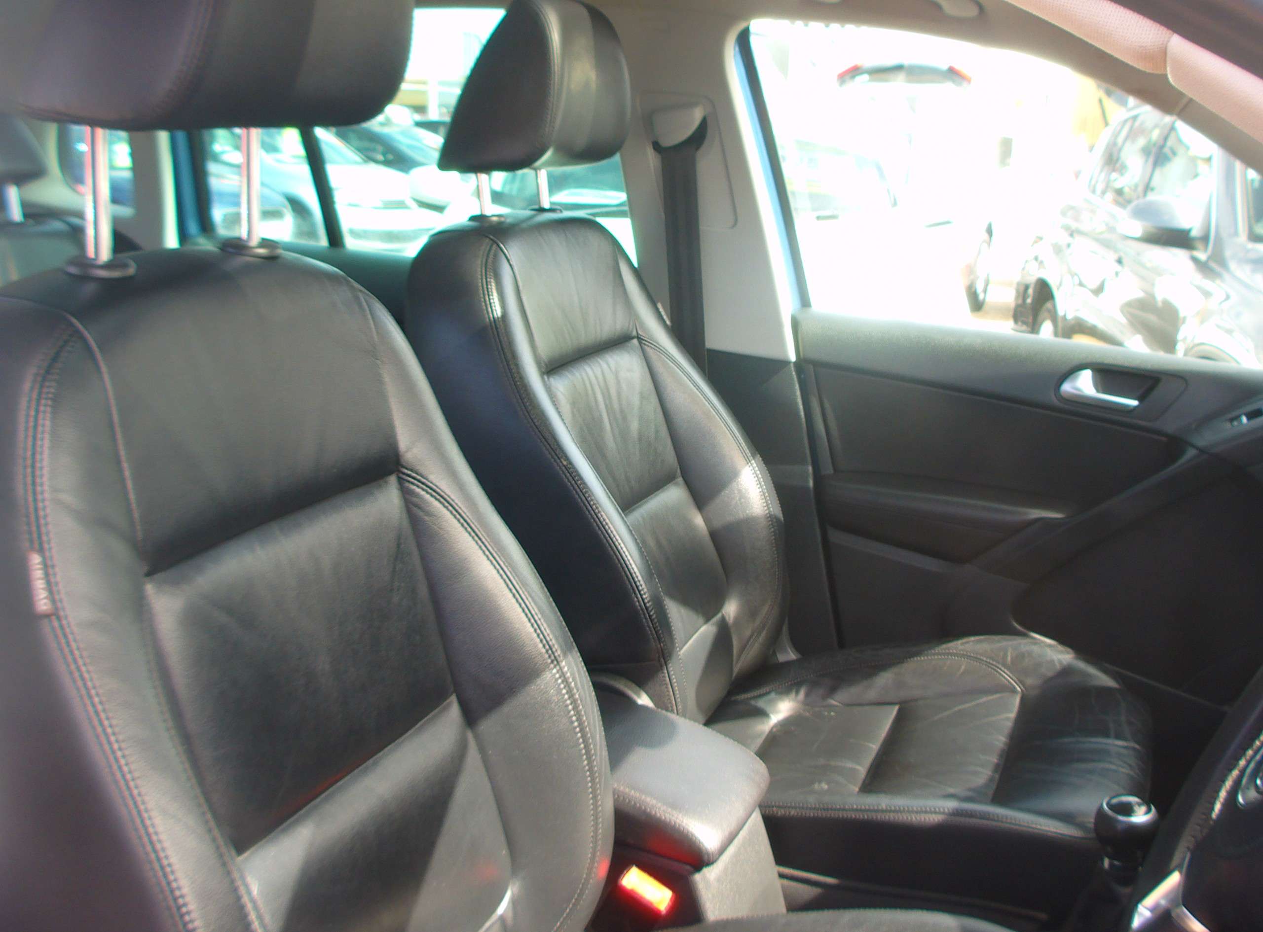 2011 VOLKSWAGEN TIGUAN 2011 VOLKSWAGEN TIGUAN