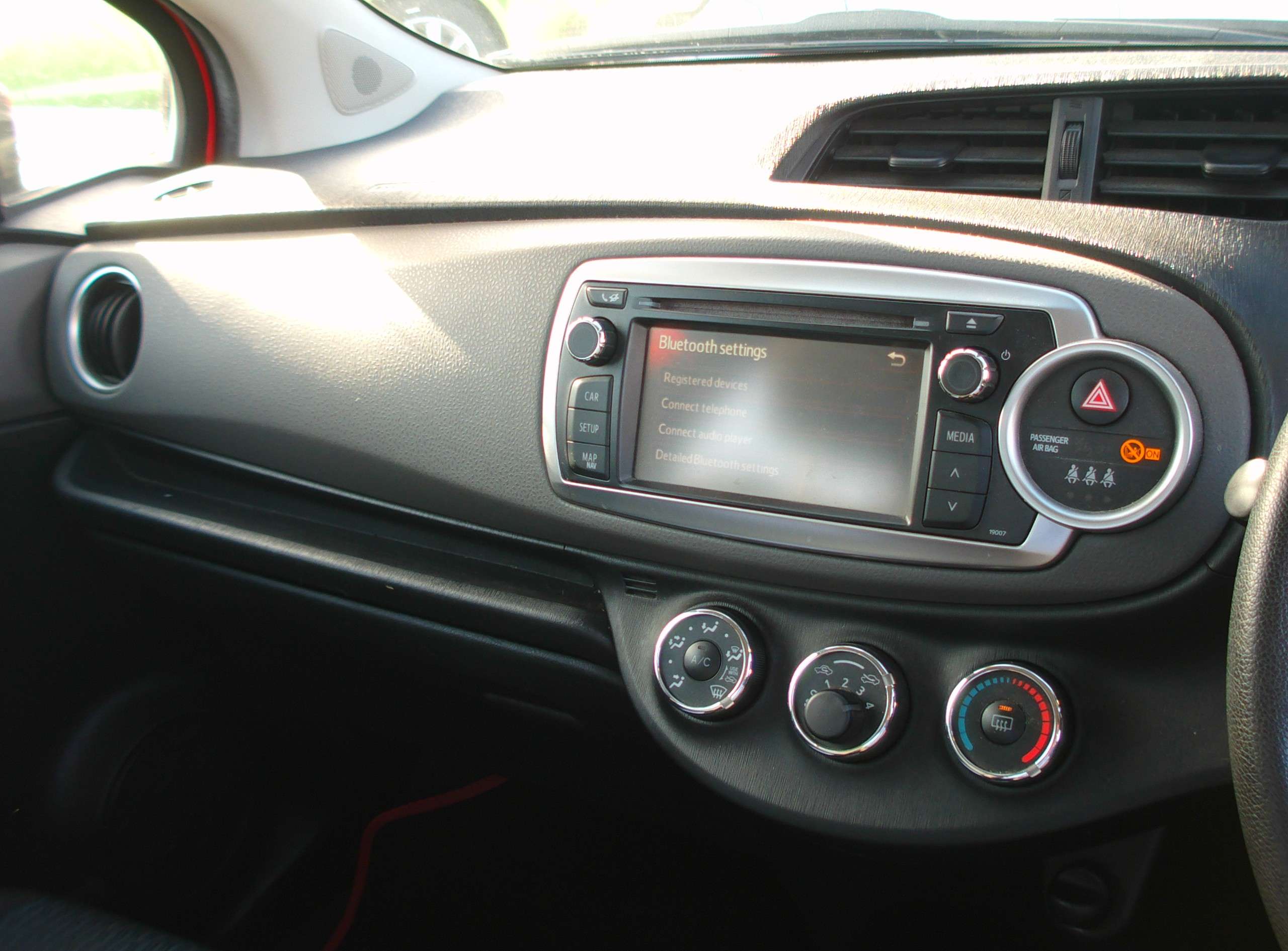 2012 TOYOTA YARIS 2012 TOYOTA YARIS