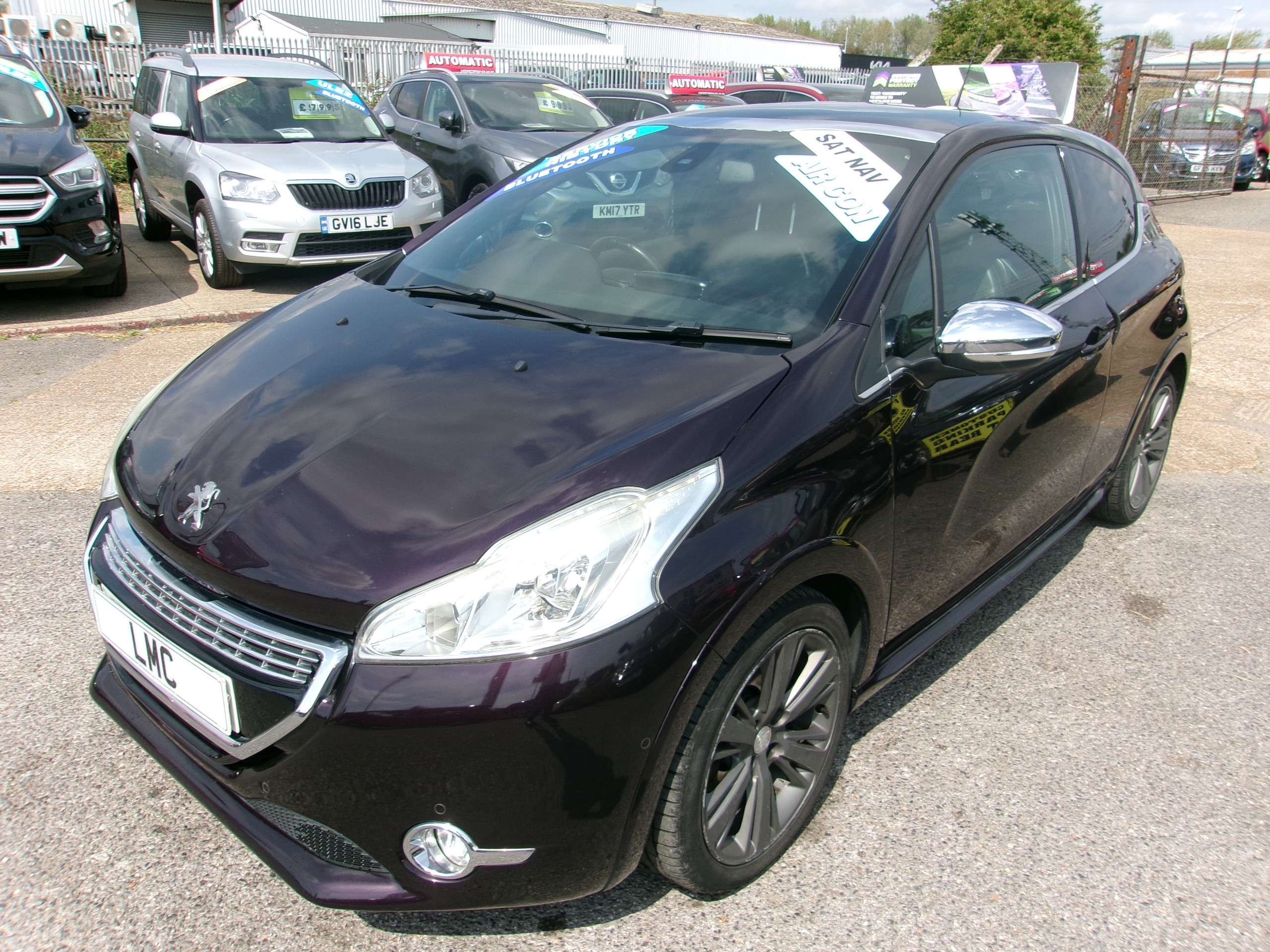 A 2015 PEUGEOT 208 1.6 BlueHDi XY Hatchback 3dr Diesel Manual Euro 6 (s/s) (120 ps) A 2015 PEUGEOT 208 1.6 BlueHDi XY Hatchback 3dr Diesel Manual Euro 6 (s/s) (120 ps)