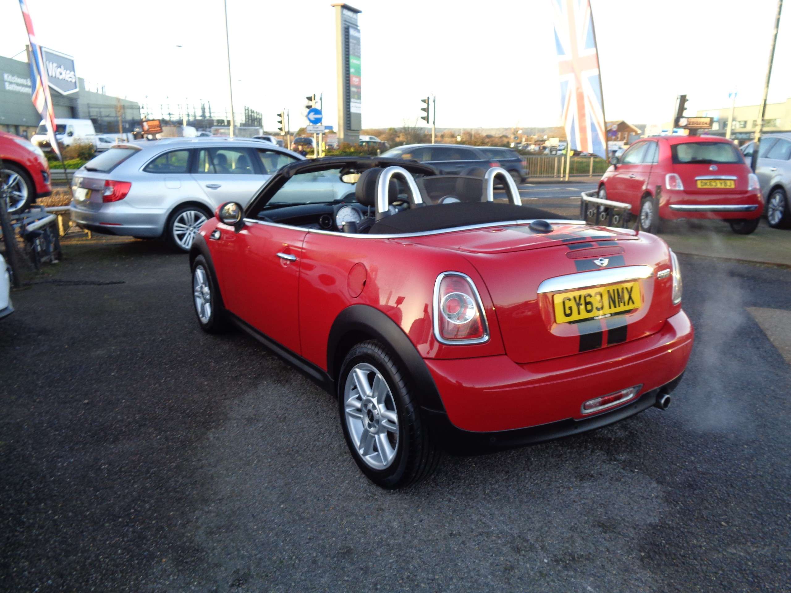 A 2013 MINI MINI ROADSTER COOPER A 2013 MINI MINI ROADSTER COOPER