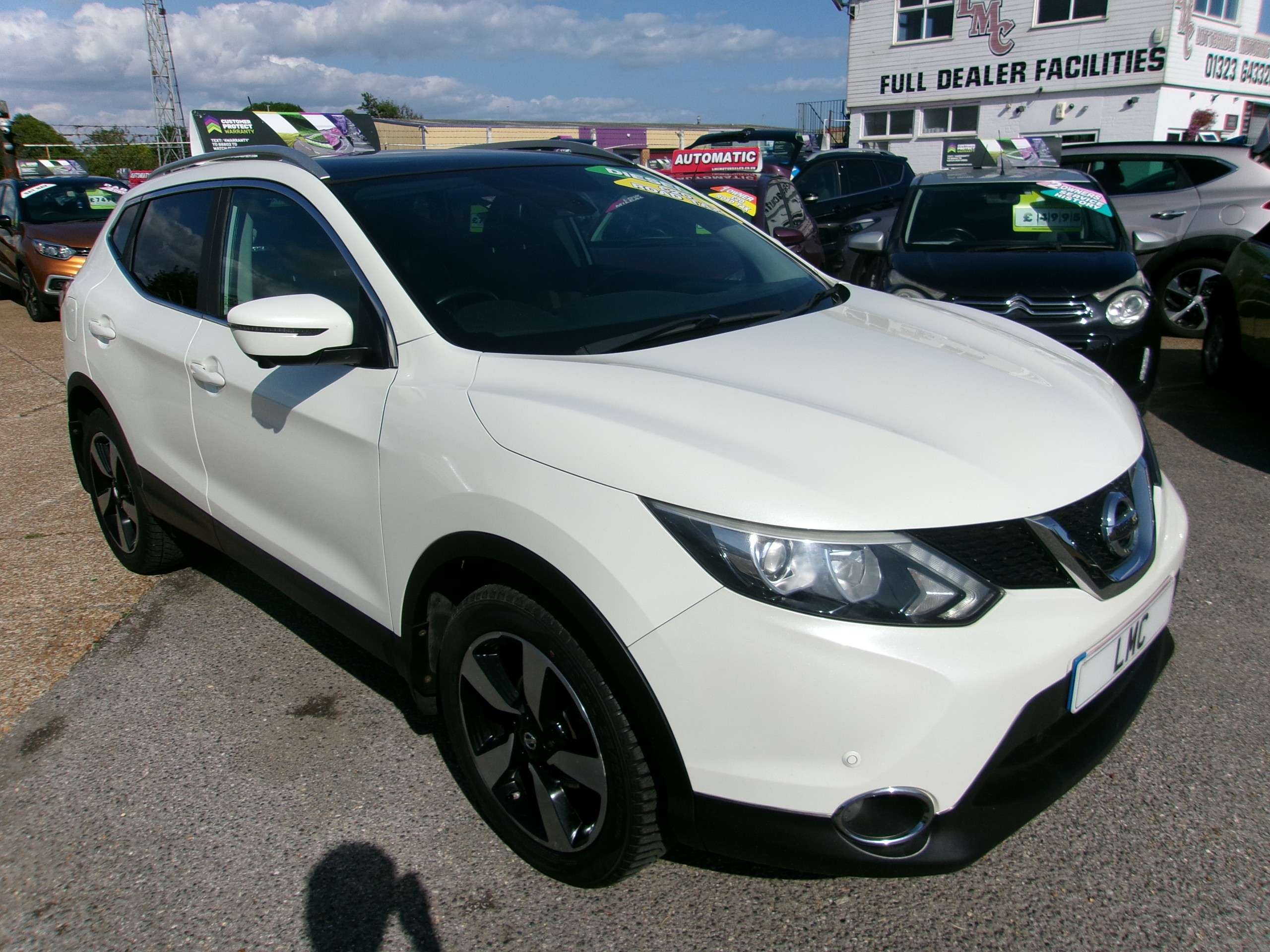 A 2016 NISSAN QASHQAI 1.5 dCi N-Connecta SUV 5dr Diesel Manual Euro 6 (s/s) (110 ps) A 2016 NISSAN QASHQAI 1.5 dCi N-Connecta SUV 5dr Diesel Manual Euro 6 (s/s) (110 ps)