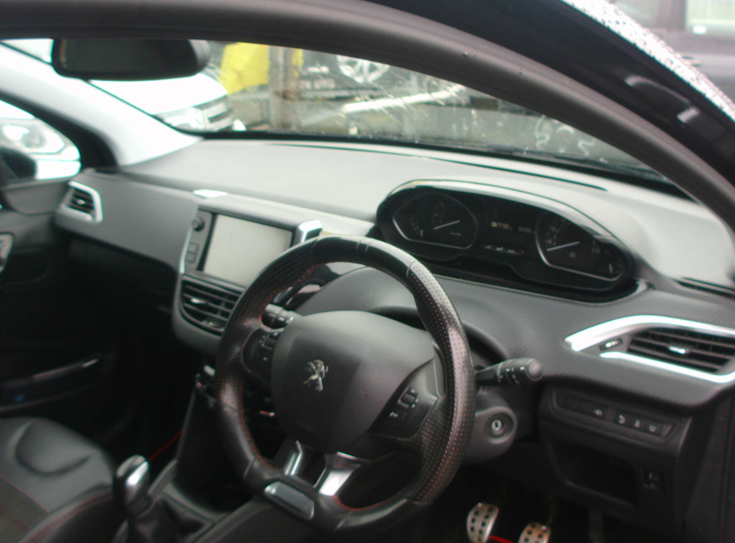 2016 PEUGEOT 208 2016 PEUGEOT 208