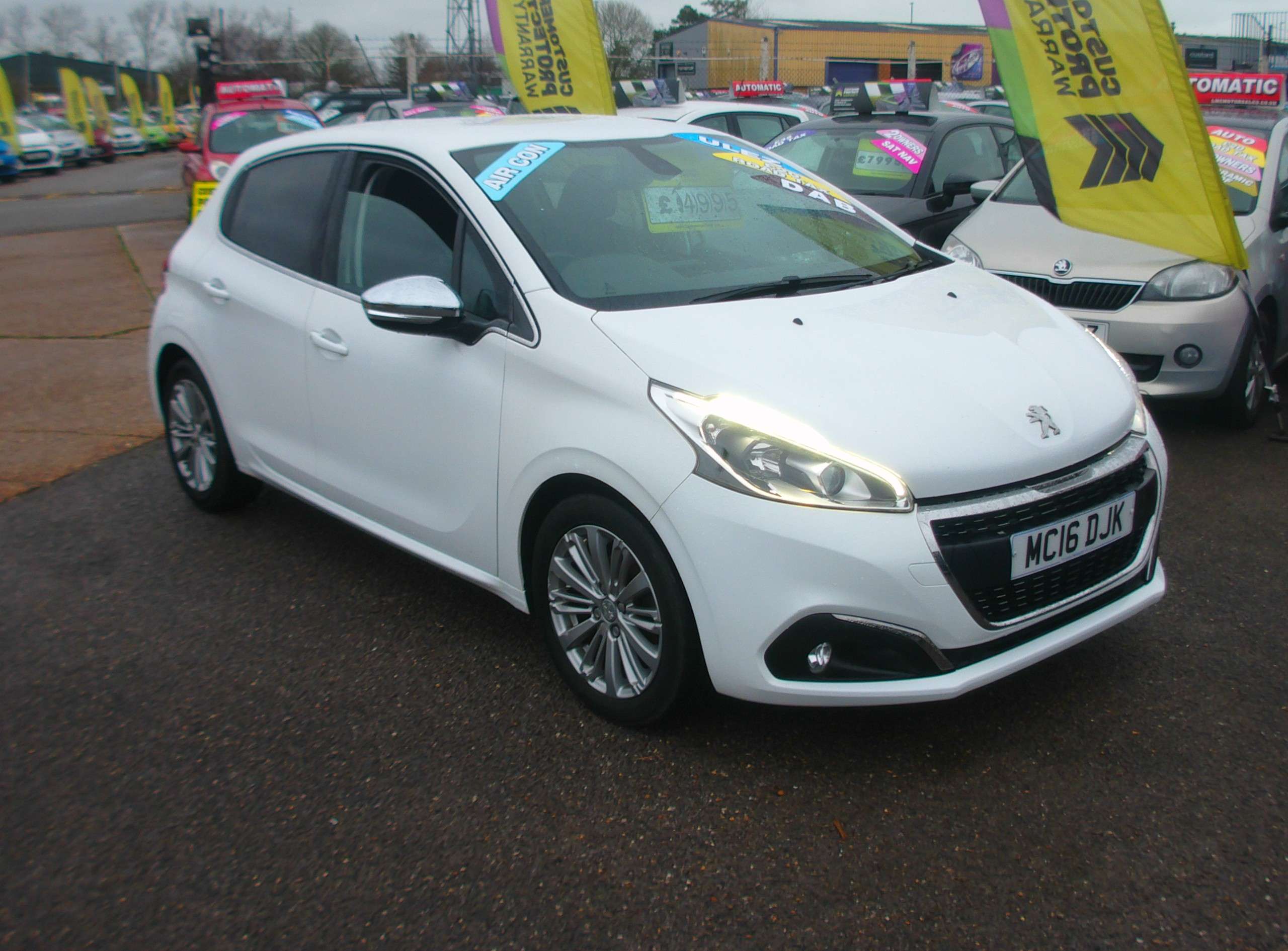 2016 PEUGEOT 208 2016 PEUGEOT 208