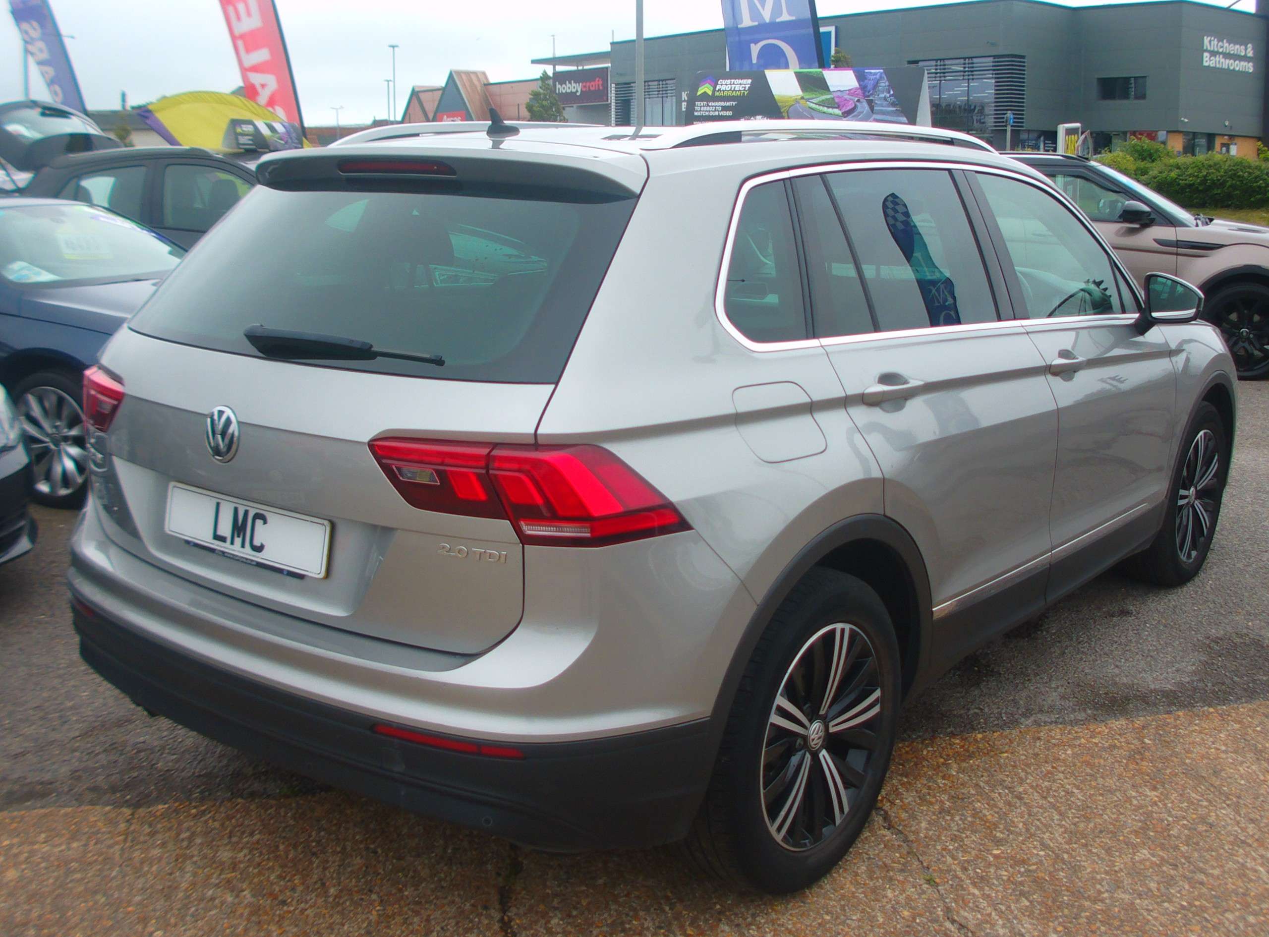 2017 VOLKSWAGEN TIGUAN 2017 VOLKSWAGEN TIGUAN