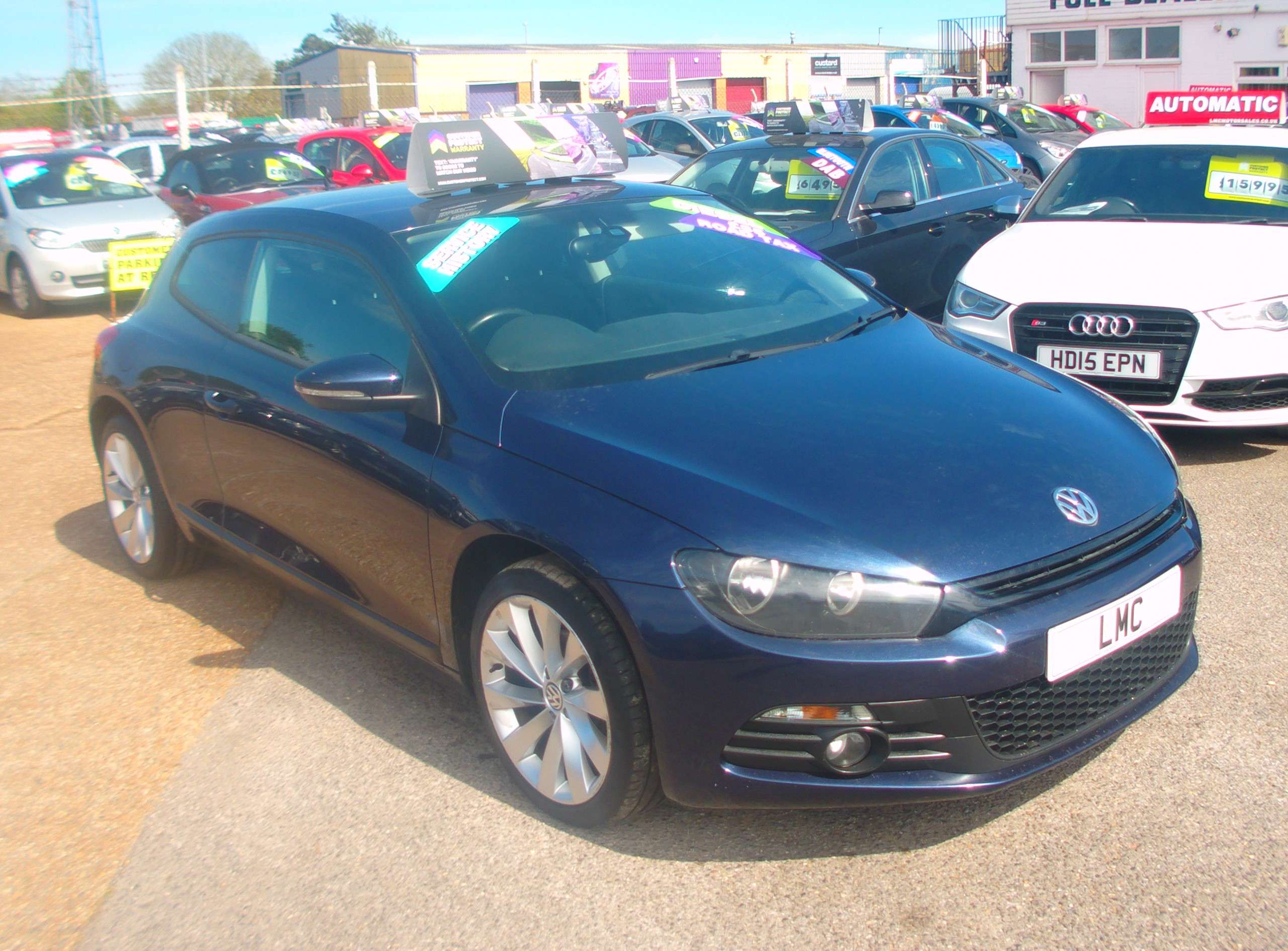 A 2011 VOLKSWAGEN SCIROCCO 2.0 TDI BlueMotion Tech GT Hatchback 3dr Diesel Manual (s/s) A 2011 VOLKSWAGEN SCIROCCO 2.0 TDI BlueMotion Tech GT Hatchback 3dr Diesel Manual (s/s)
