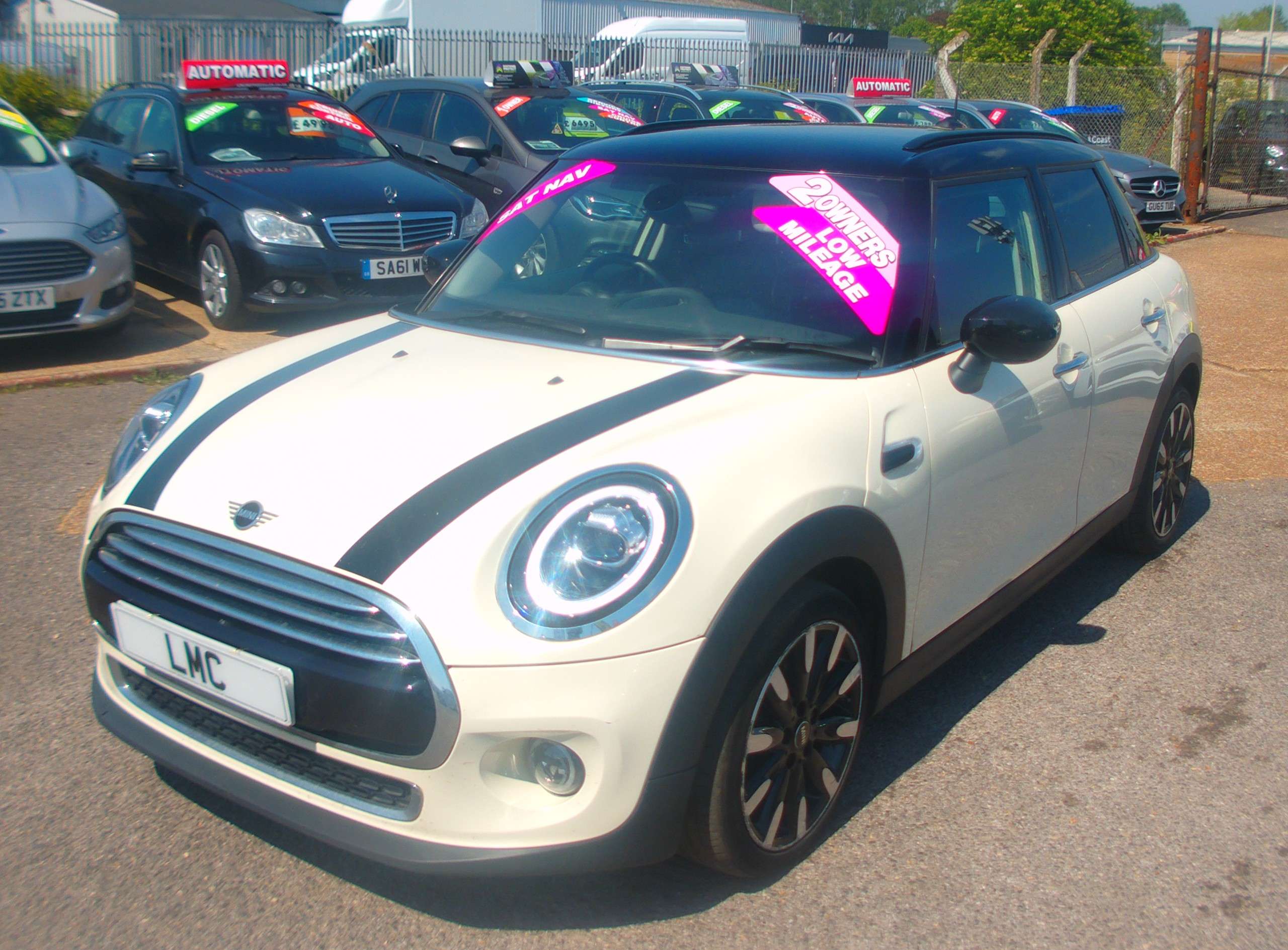 A 2019 MINI HATCH 1.5 Cooper Exclusive Hatchback 5dr Petrol Manual Euro 6 (s/s) A 2019 MINI HATCH 1.5 Cooper Exclusive Hatchback 5dr Petrol Manual Euro 6 (s/s)