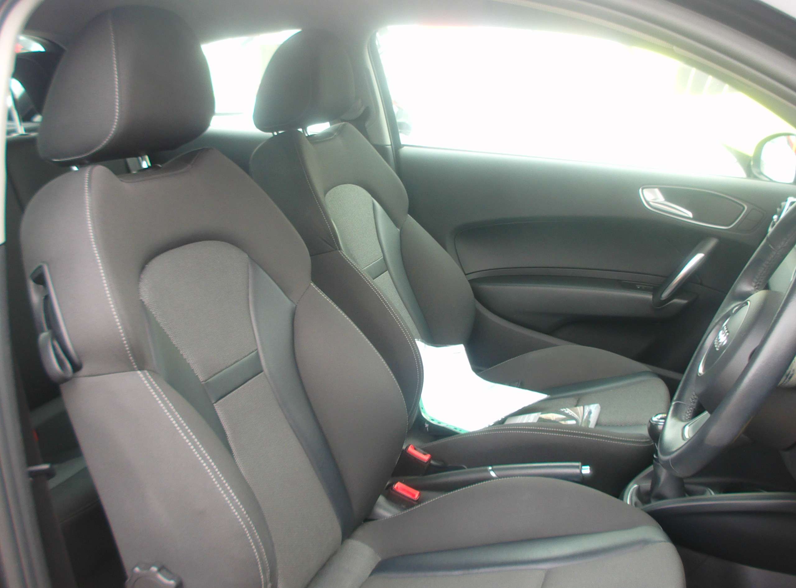 2016 AUDI A1 2016 AUDI A1